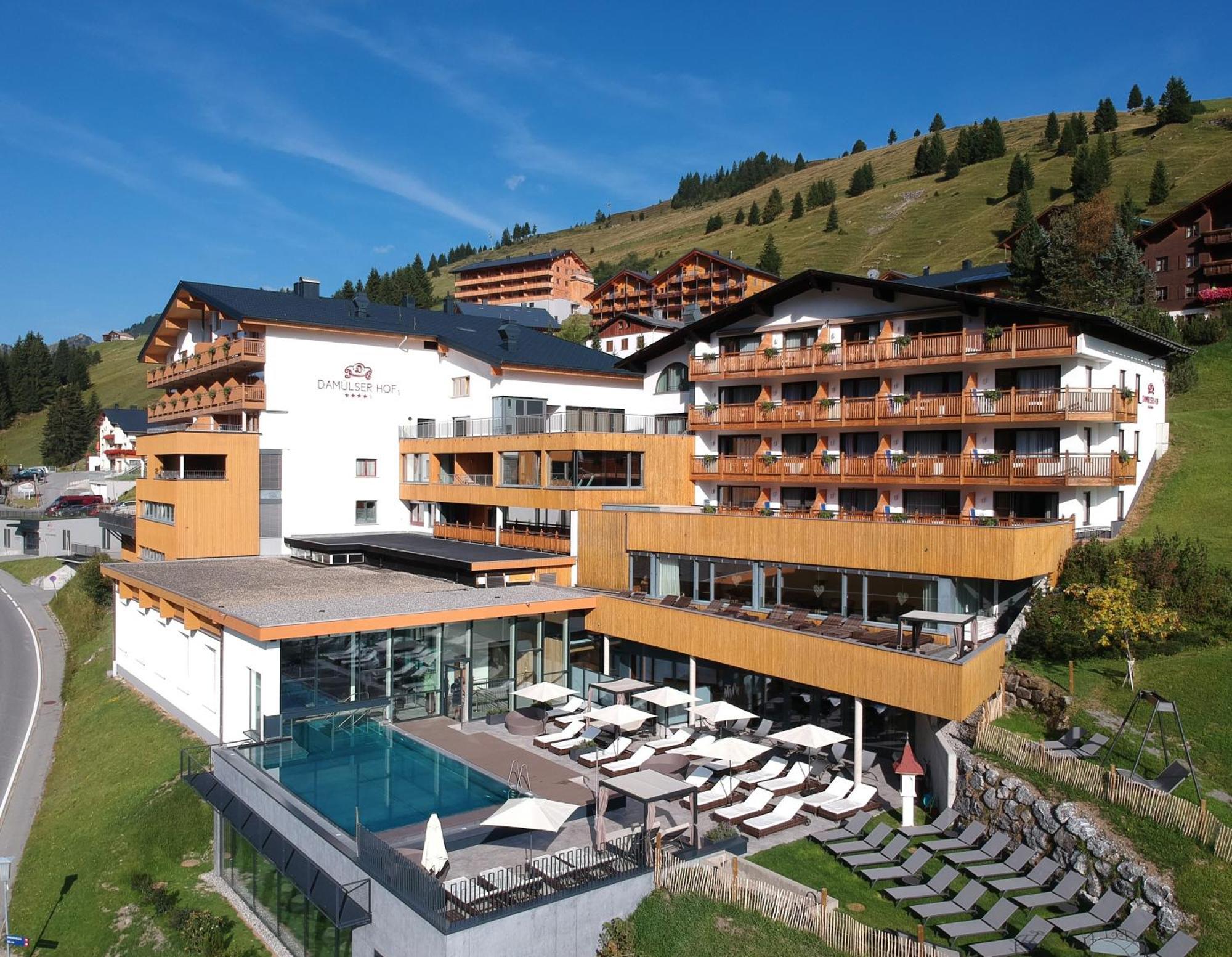 Damuelser Hof - Wellness & Spa Exterior foto